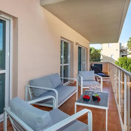 Apartment Montserrada-3 By Interhome *